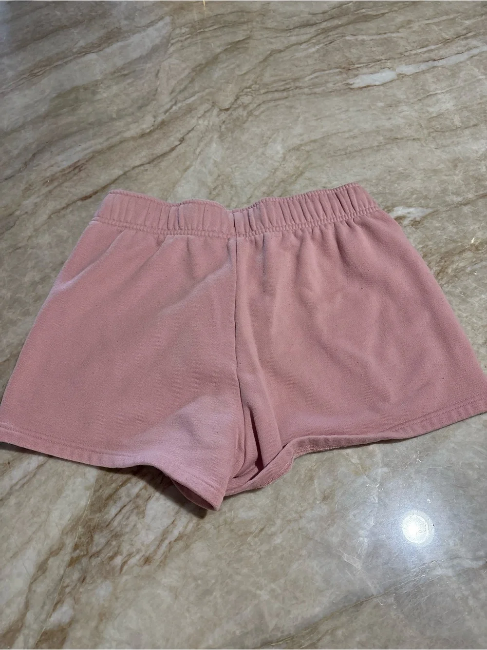 ALO Yoga soft dusty